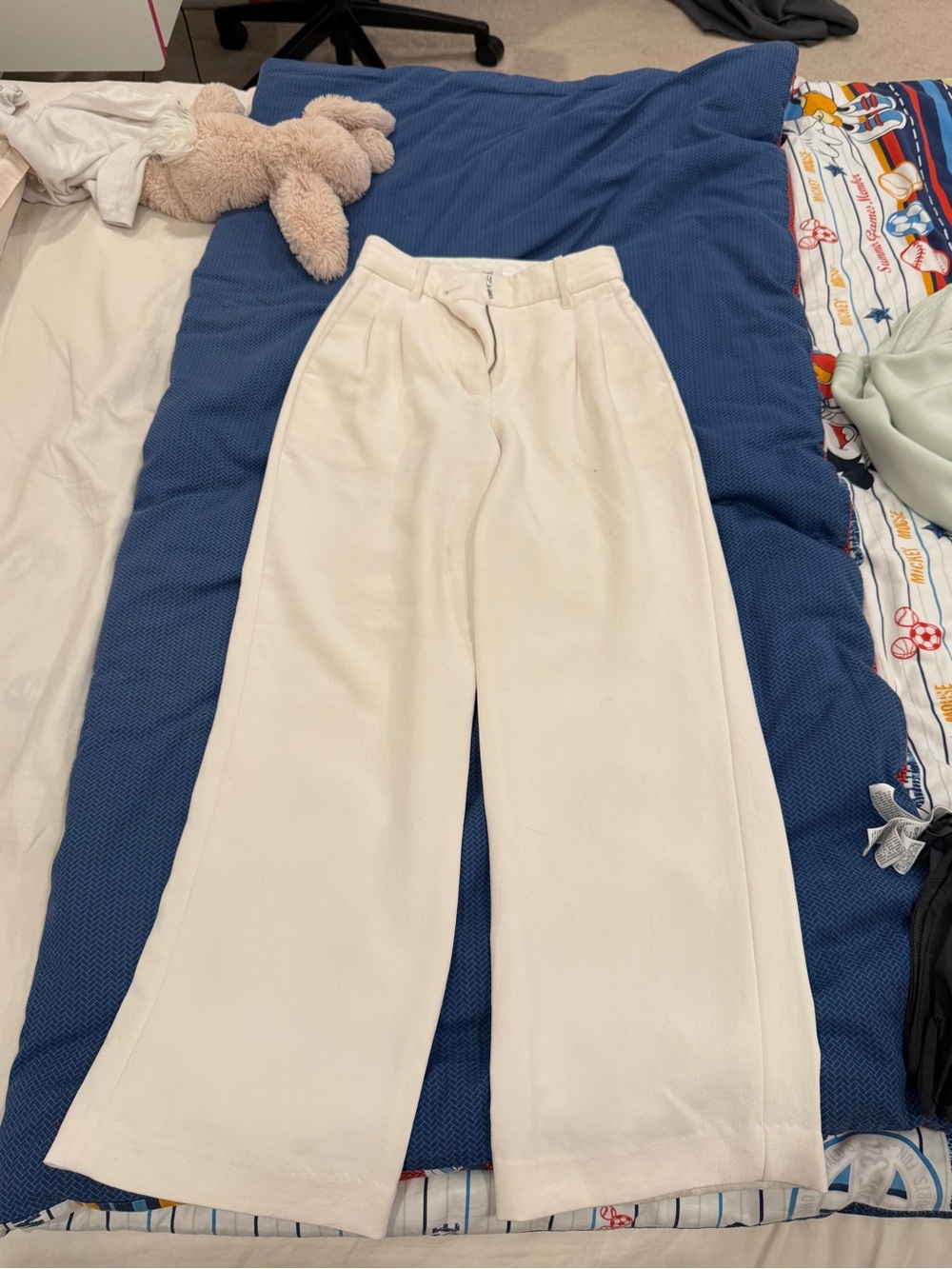 aritzia wilfred effortless pant in crepette light birch size 00